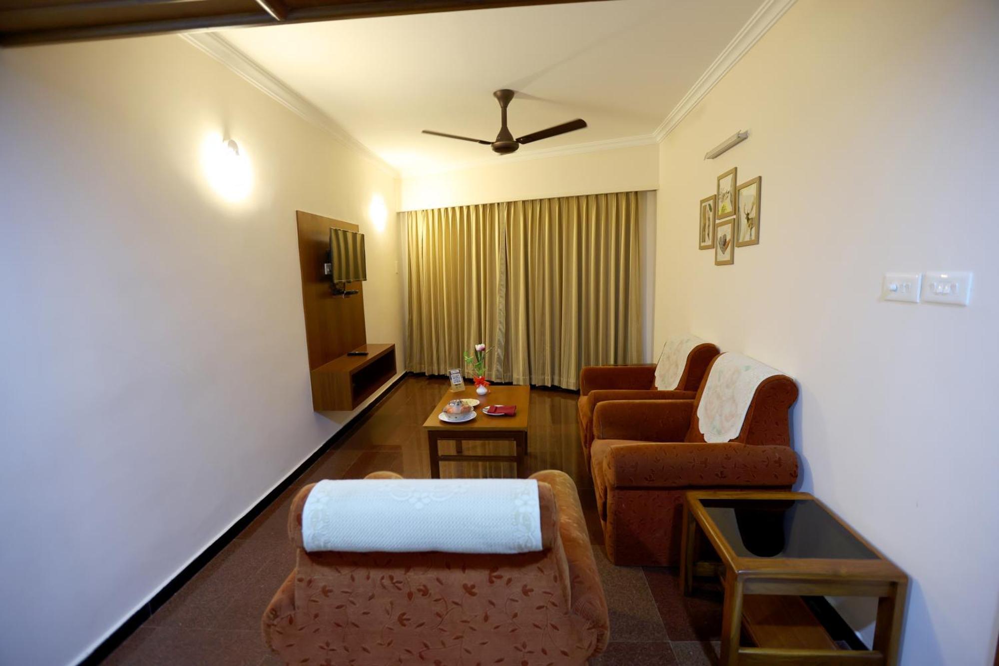 Breeze Residency Hotel Tiruchirappalli Ngoại thất bức ảnh